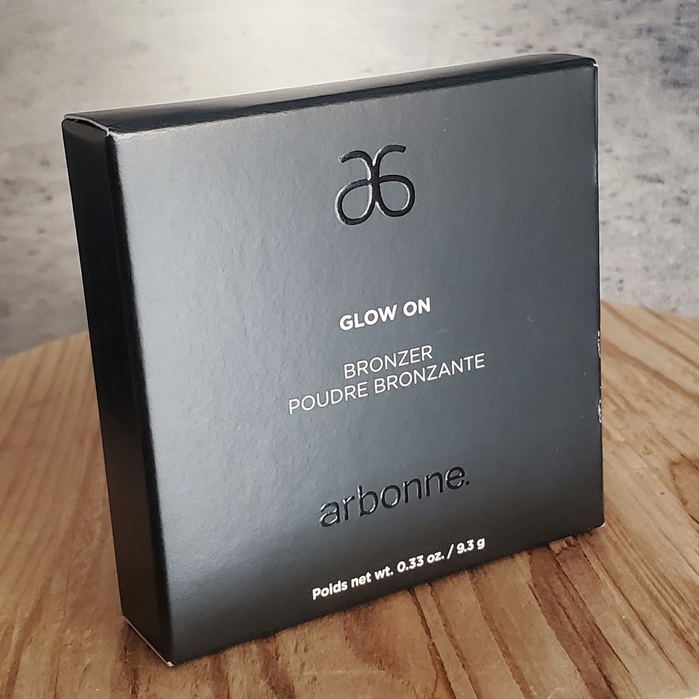 Glow on Bronzer NWT